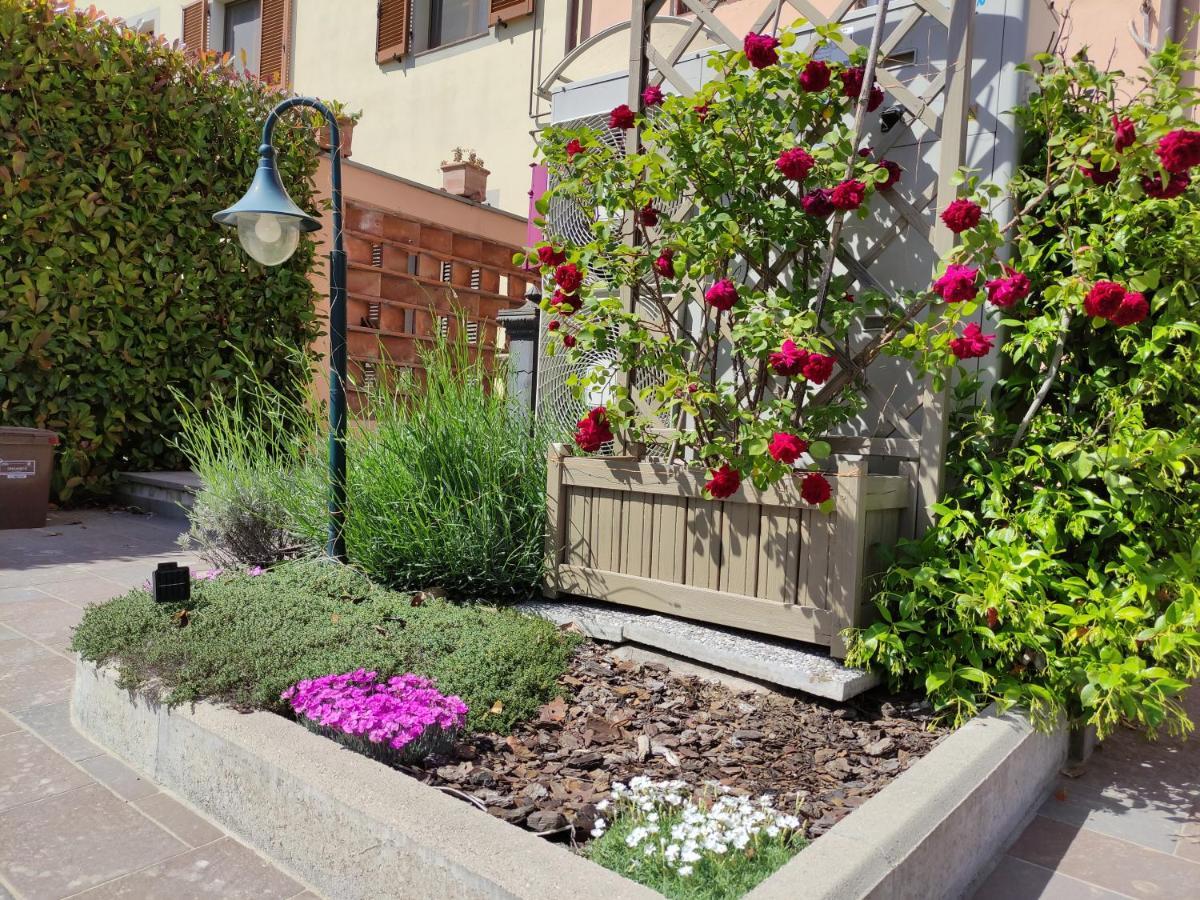 Le Rondini Di San Donato Bed & Breakfast Lucca Exterior foto